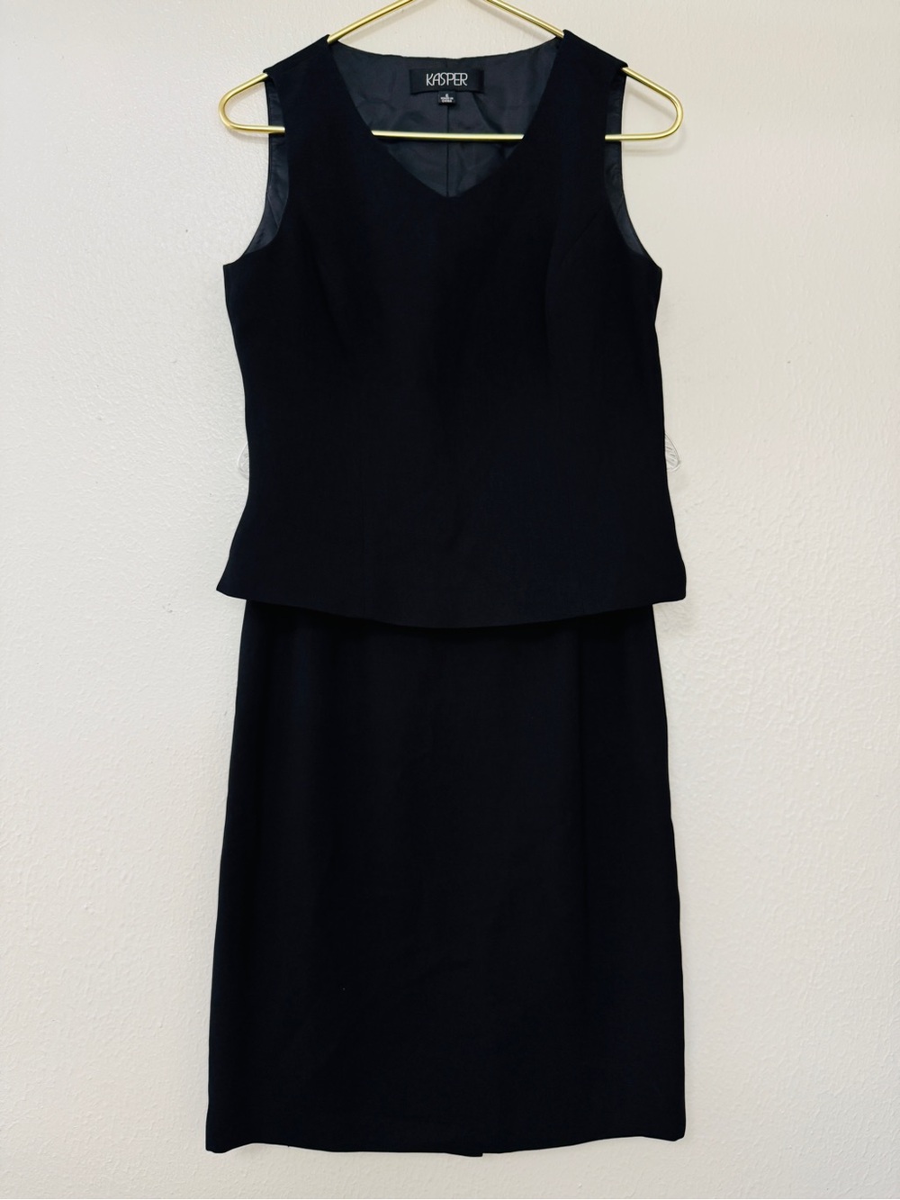 Kasper Black V-Neck Sleeveless Shell Tank Skirt Set